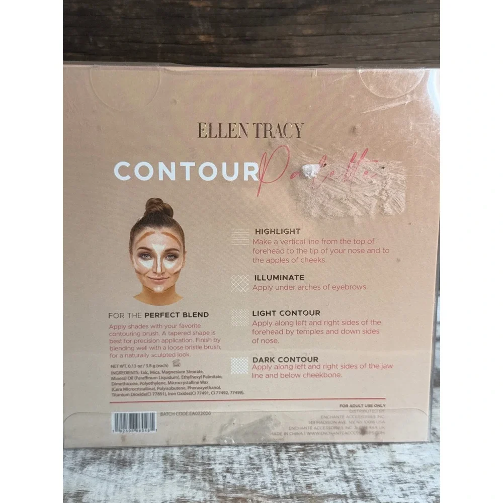 Ellen Tracy Perfect Blend Highlight Illuminate Contour Palette NIB MSRP $19